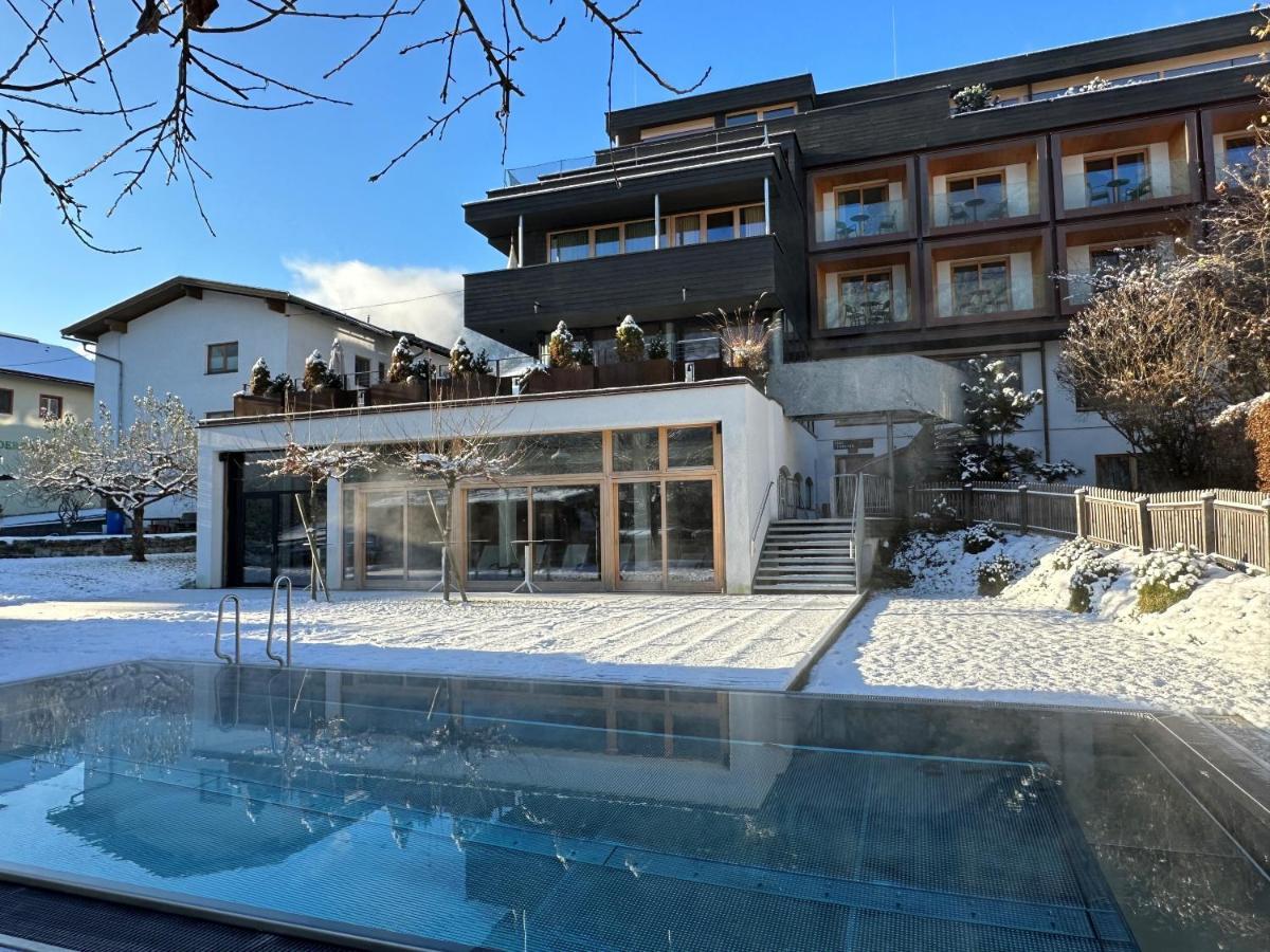 Hotel Mari Pop 3*