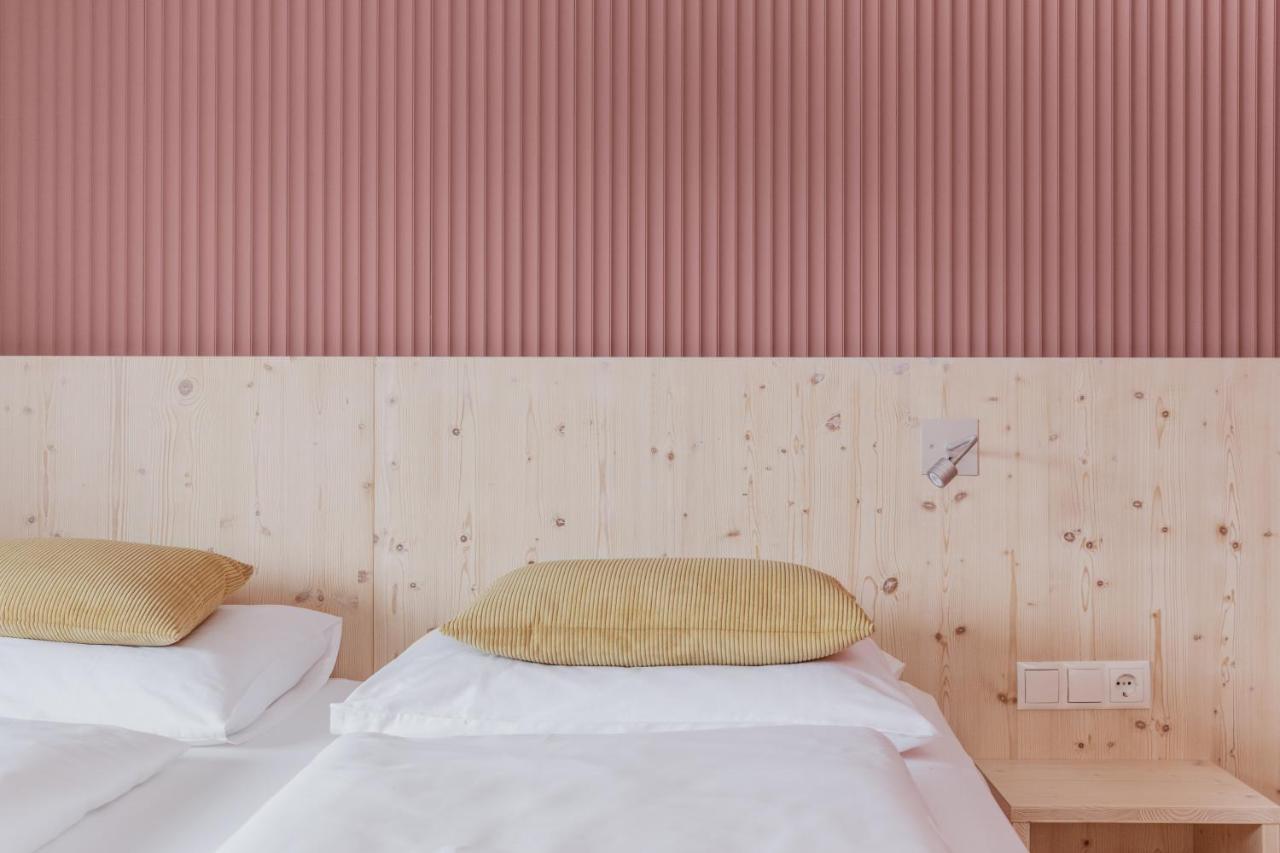 Mari Pop Hotel